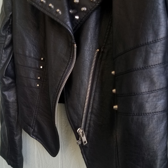 Leather Jacket - Picture 3 of 11